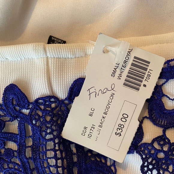 Dress - Picture 1 of 3